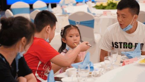 宜昌市民e家生活服务平台上线 5个抗疫英雄家庭共同见证