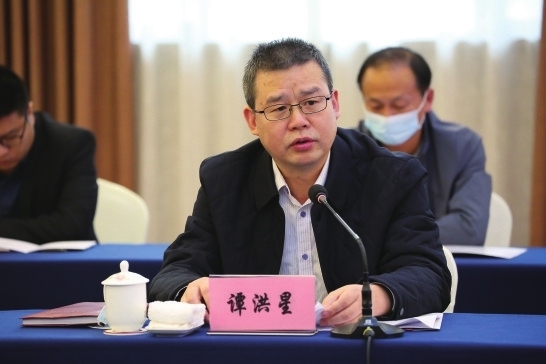 宜昌市商务局局长 覃扬波以时不我待的使命感,推进商务一体化协同发展
